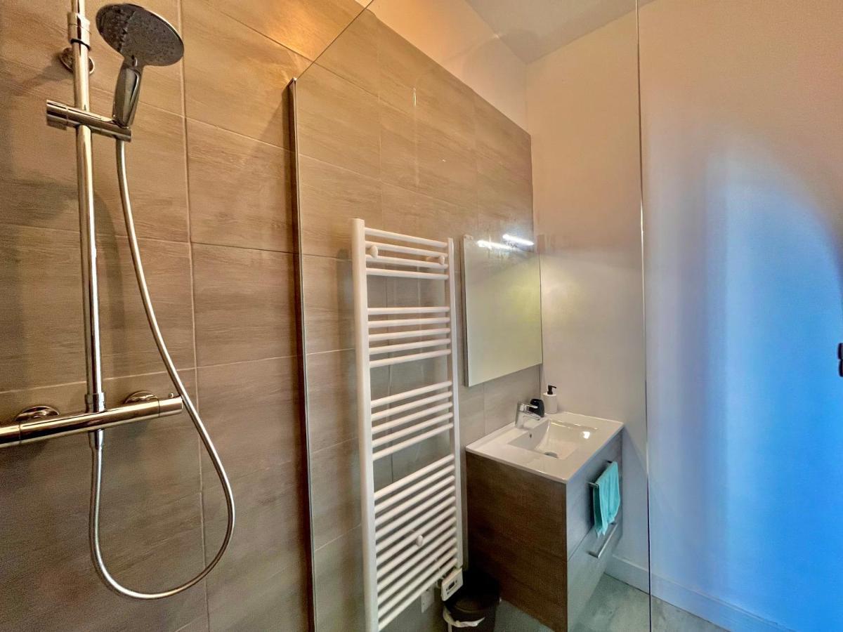 Appartement Le Boheme - Proche Centre Ville Et Gare St Etienne Saint-Etienne  Buitenkant foto